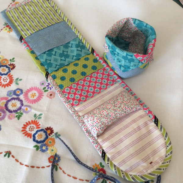 Sewing Roll Pincushion Pantiles